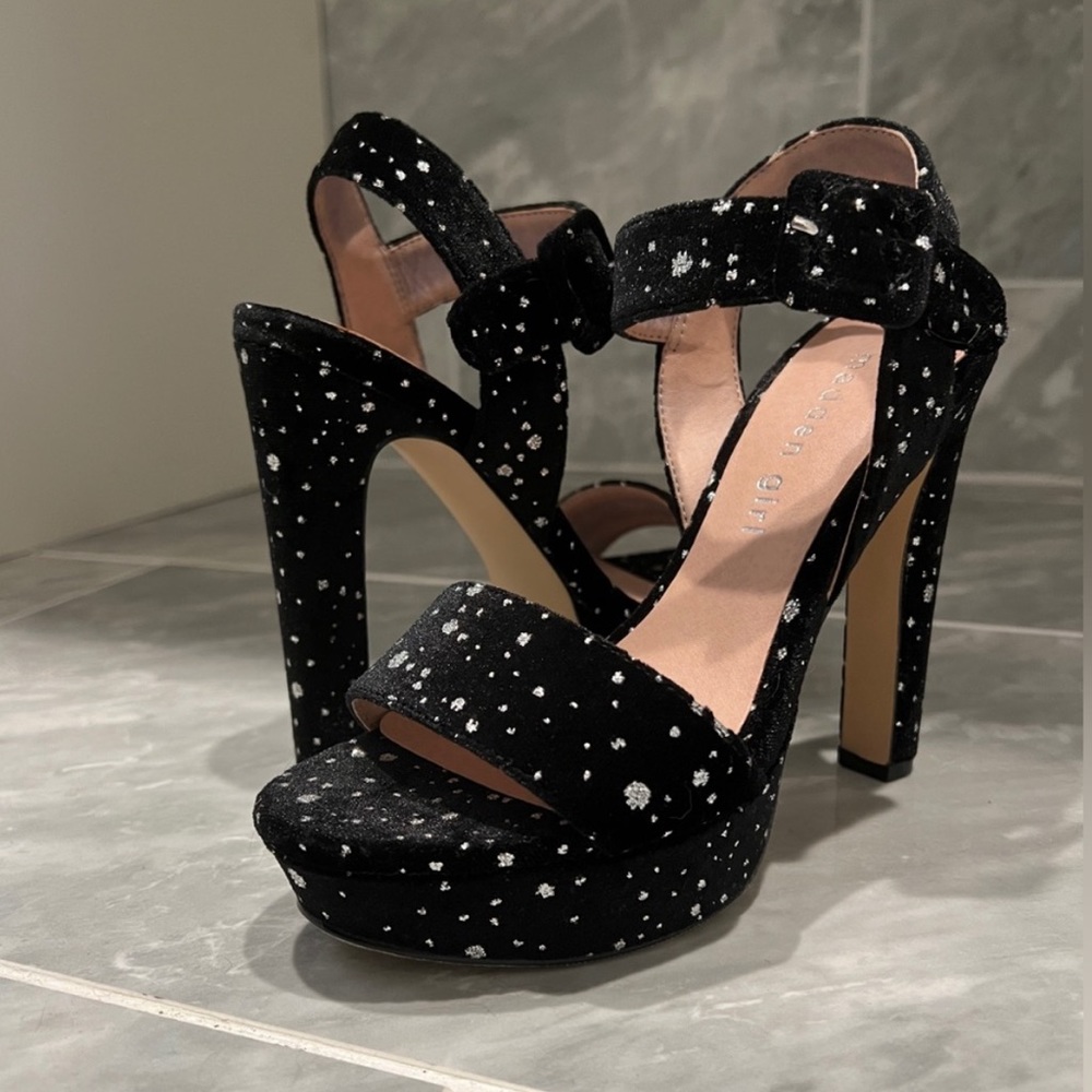 Madden Girl ROLLOO Heeled Sandal